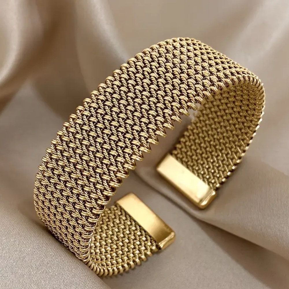 Stainless Steel Spider Web Openwork Bracelet for Men & Women